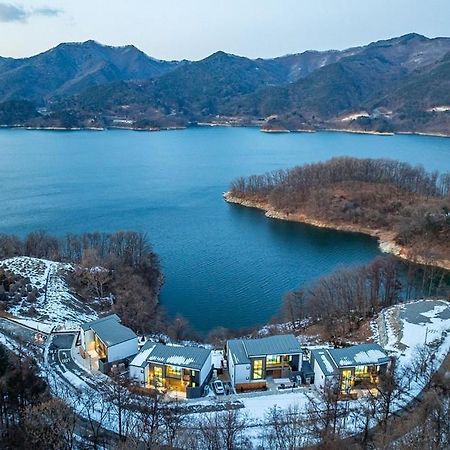 Jecheon The Shine Cheongpung Hotel Exterior foto