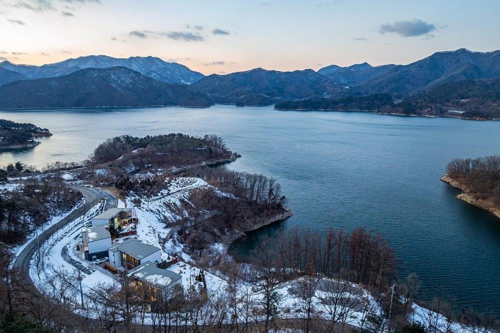 Jecheon The Shine Cheongpung Hotel Exterior foto